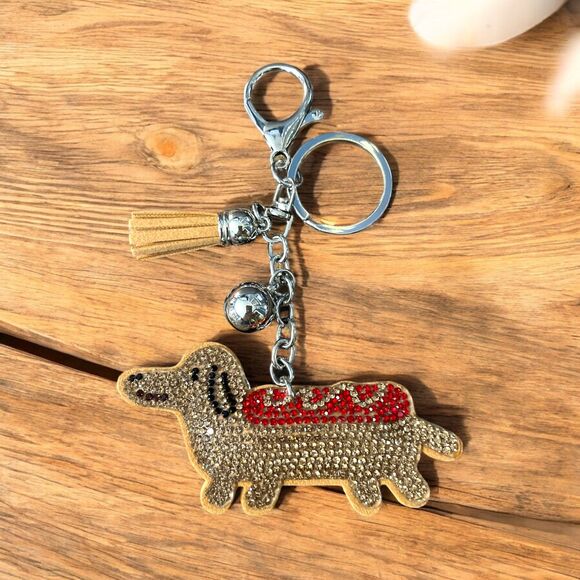 Cute Cartoon Dachshund Keychain Rhinestone Key Chain - Picture 1 of 3